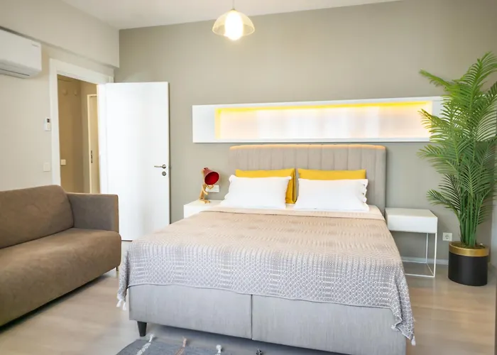 Downtown Oasis - Spacious Modern 3-br Flat Near Beachpark Apartamento Antalya