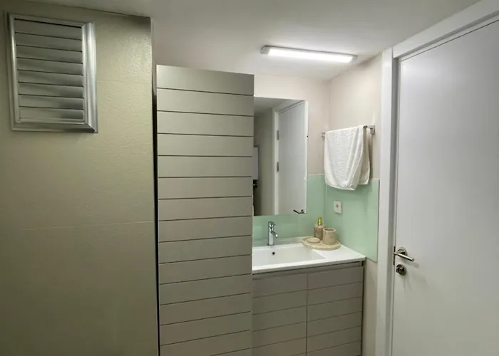 Downtown Oasis - Spacious Modern 3-br Flat Near Beachpark Apartamento *