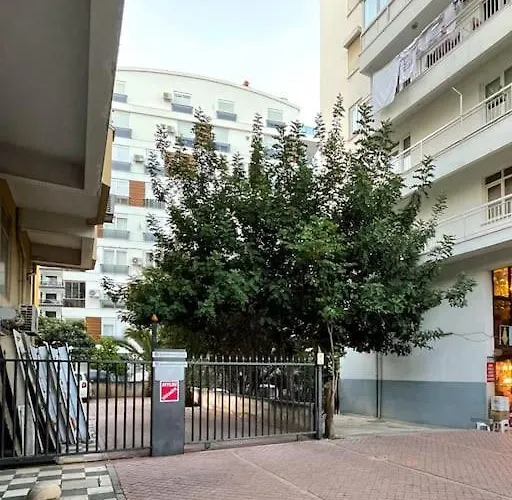 Apartamento Downtown Oasis - Spacious Modern 3-br Flat Near Beachpark *
